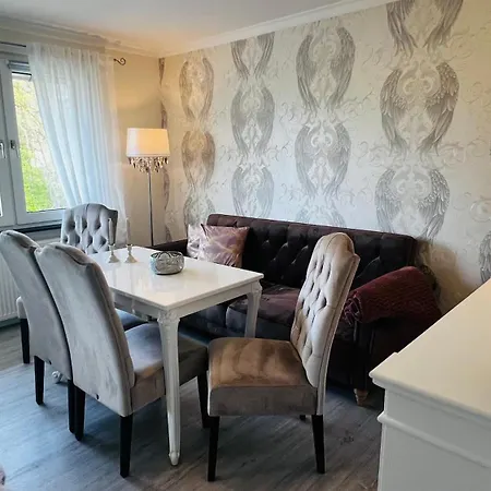 Apartment Maison Lily 5 *